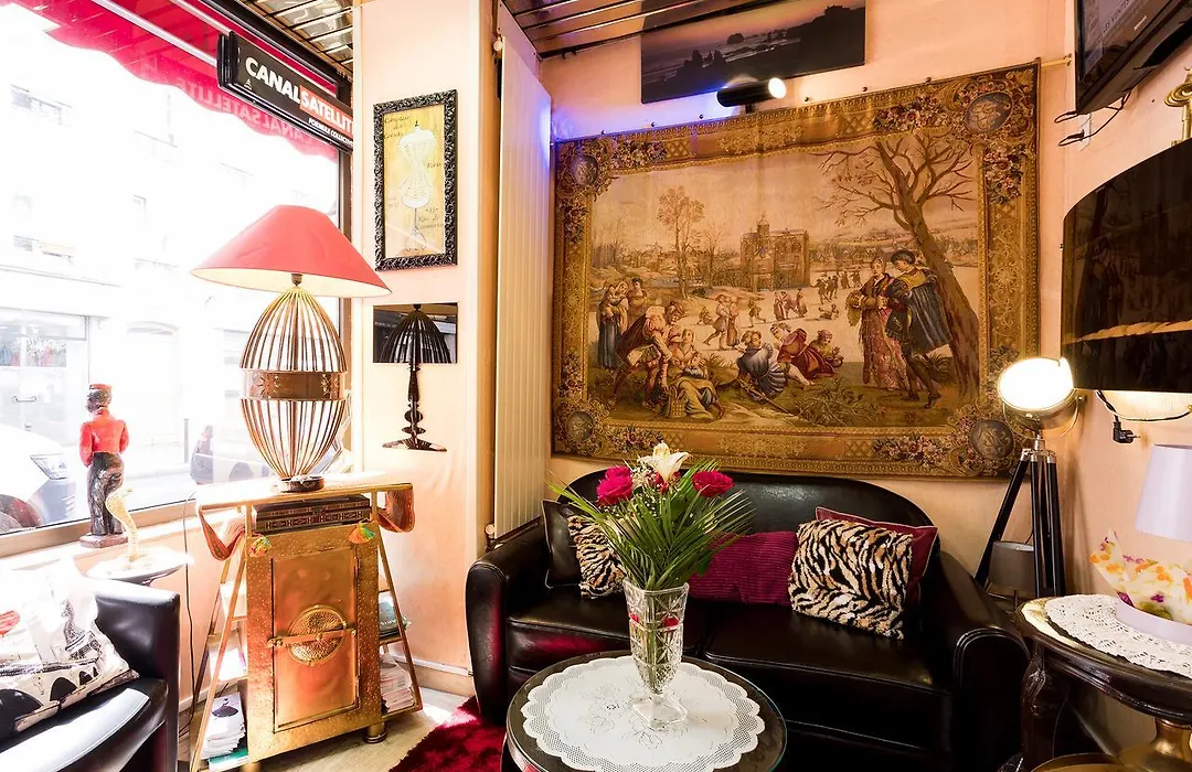 Hotel Paris Voltaire-1