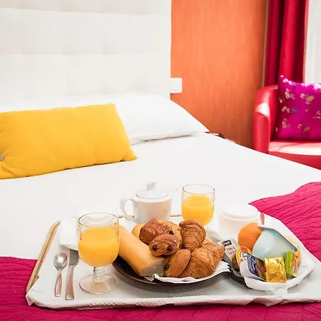 Hotel Paris Voltaire-3